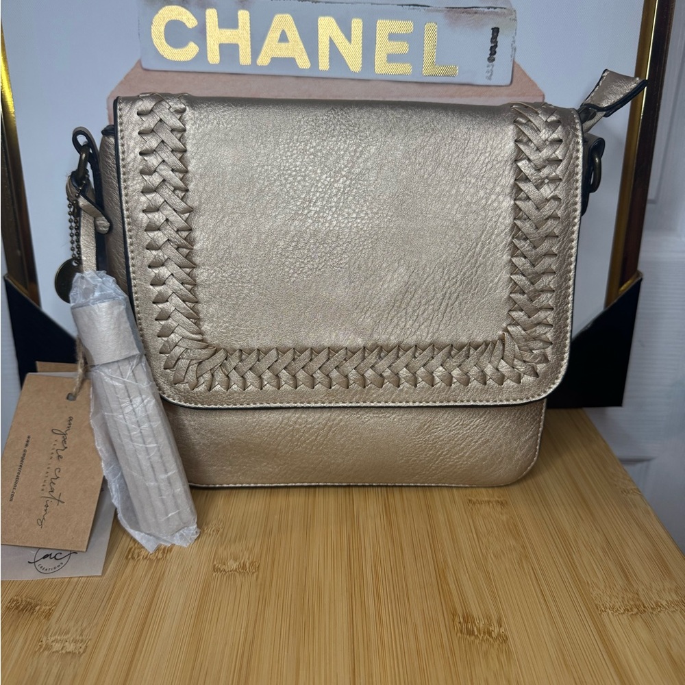 Ampere Creations Della Crossbody Vegan Leather